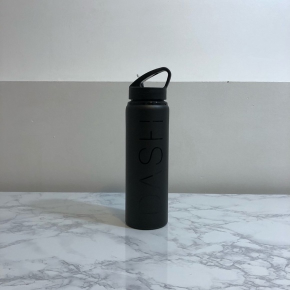 DASH by Kardashain Matte Black Sip Waterbottle - Picture 3 of 6